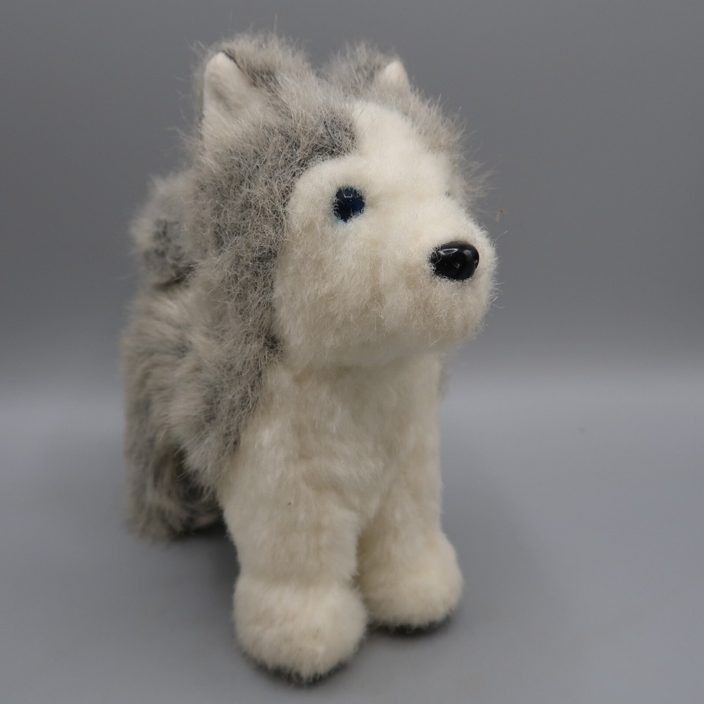 American Girl Pet Husky Dog Pepper Blue Eyes Gray White Fur Retired 2010 Plush